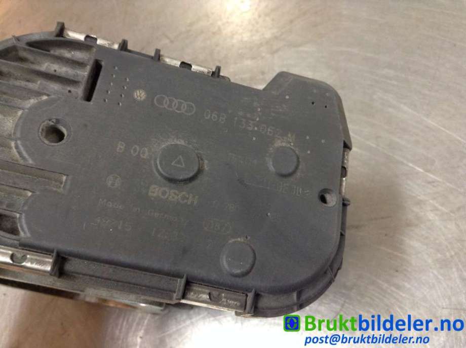 Spjeldhus til Audi A4 2001-2004 (Type II) (B6) (B6) (AUDI|06B 133 062 M|0 280 750 009|)