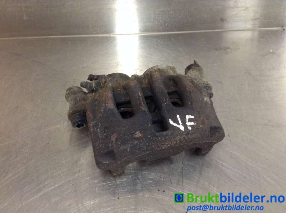 Bremsecaliper venstre foran til Mercedes Vito, 2014-->> (W447) (W447) (MERCEDES|)