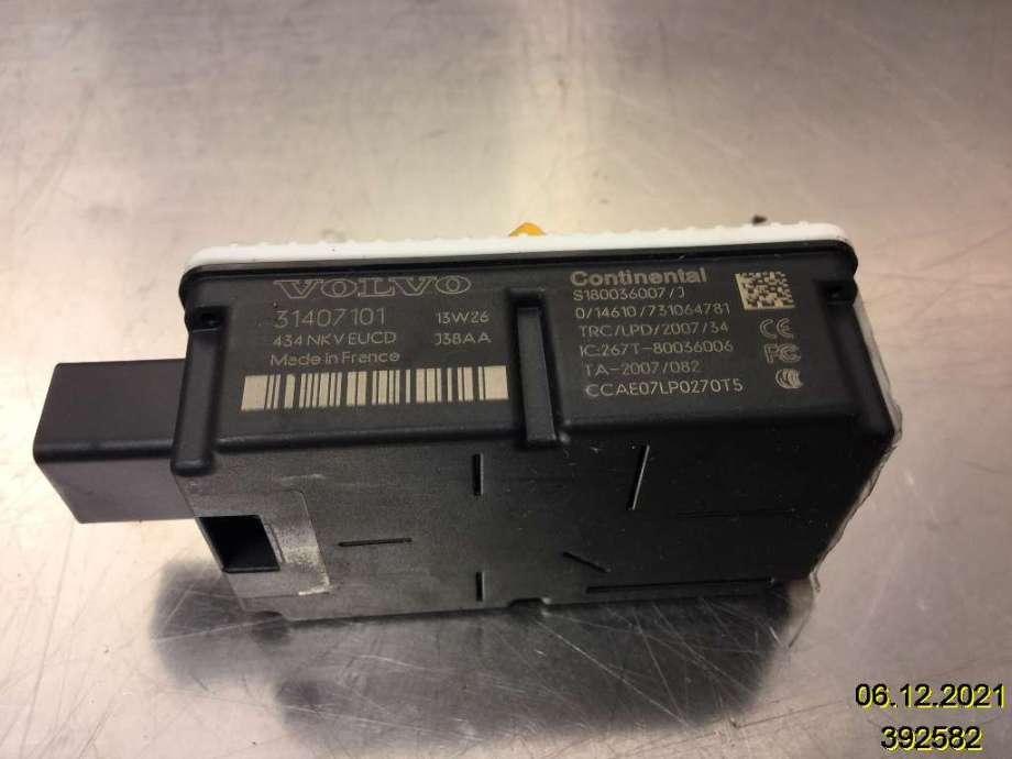 Diverse deler til Volvo V70 2014-2016 (Type III, Fase 2)  (VOLVO|31407101|S180036007|)