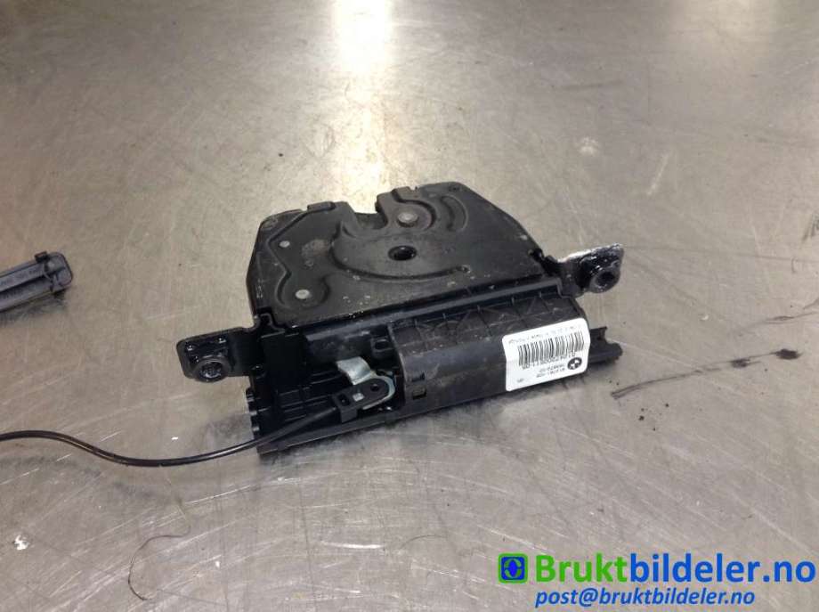 Baklukelås til BMW X1 2009-2015 (E84) (E84) (BMW|51 24 7 200 511-05|912781-106|)