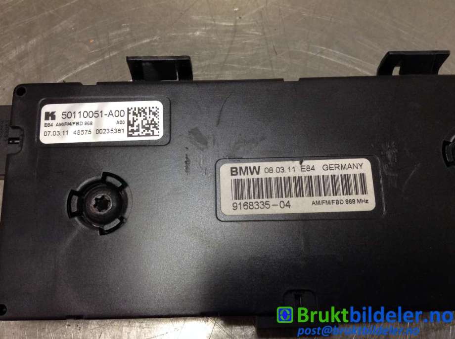 Antenne forsterker til BMW X1 2009-2015 (E84) (E84) (BMW|9168335-04|50110051-A00|)