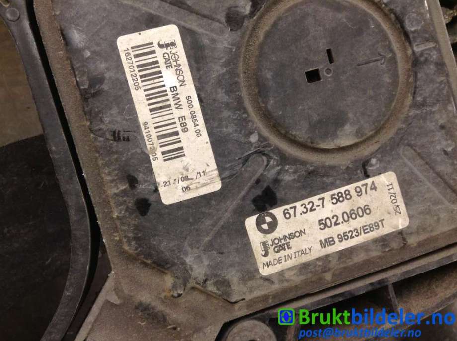 Kjølevifte til BMW X1 2009-2015 (E84) (E84) (BMW|67 32 7 588 974|502 0606|)