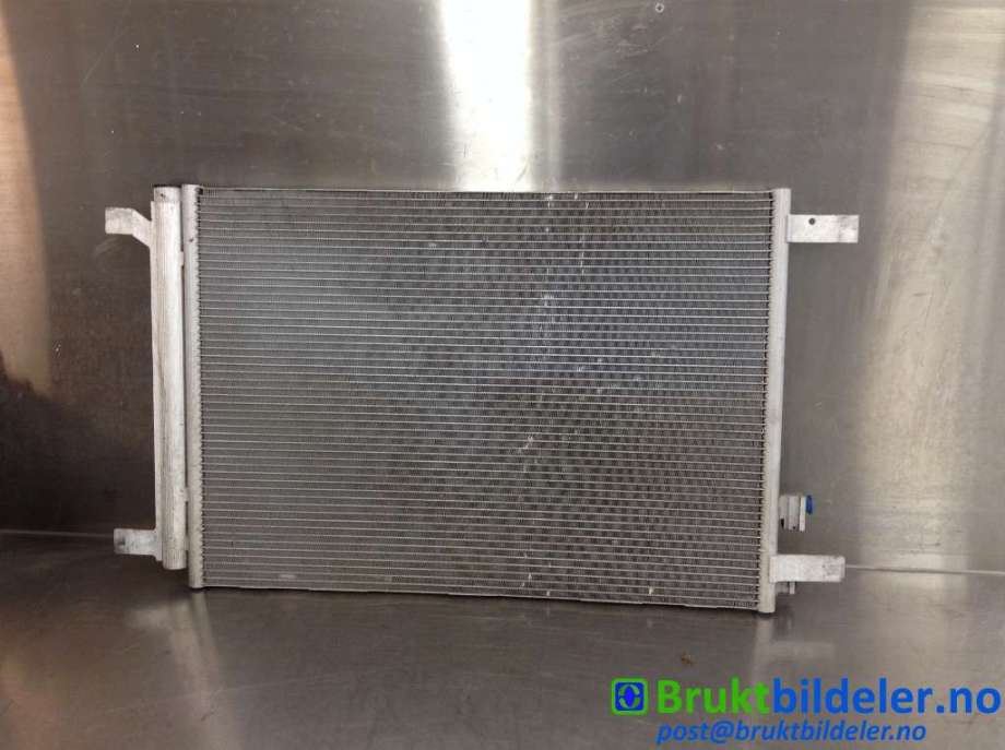 Aircondition radiator til VW Golf VII 2017-2020 (Fase 2) (VOLKSWAGEN|5Q0816411AL|)