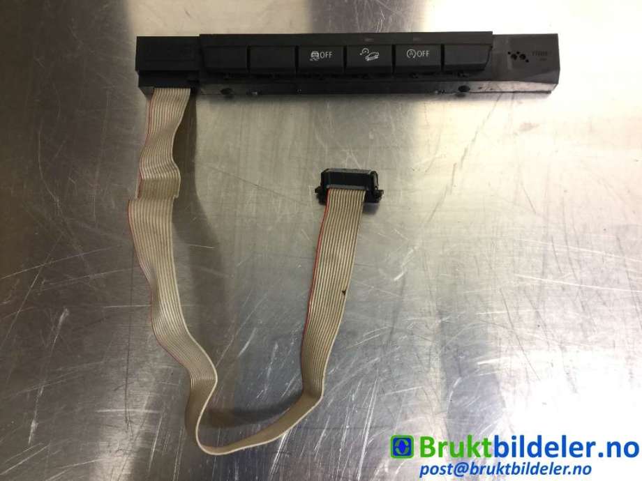 Bryter Antispinn til BMW X1, 2009-2015 (E84) (E84) (BMW|61 31 9 195 187-01)