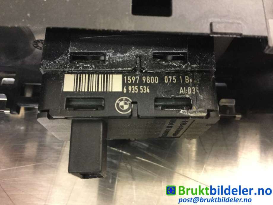 Bryter ruteheis til BMW X1 2009-2015 (E84) (E84) (BMW|6 935 534|1597 9800 075 1 B|)