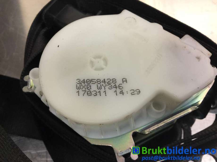 Sikkerhetsbelte foran høyre til BMW X1 2009-2015 (E84) (E84) (BMW|34058428 A||33017492 B)