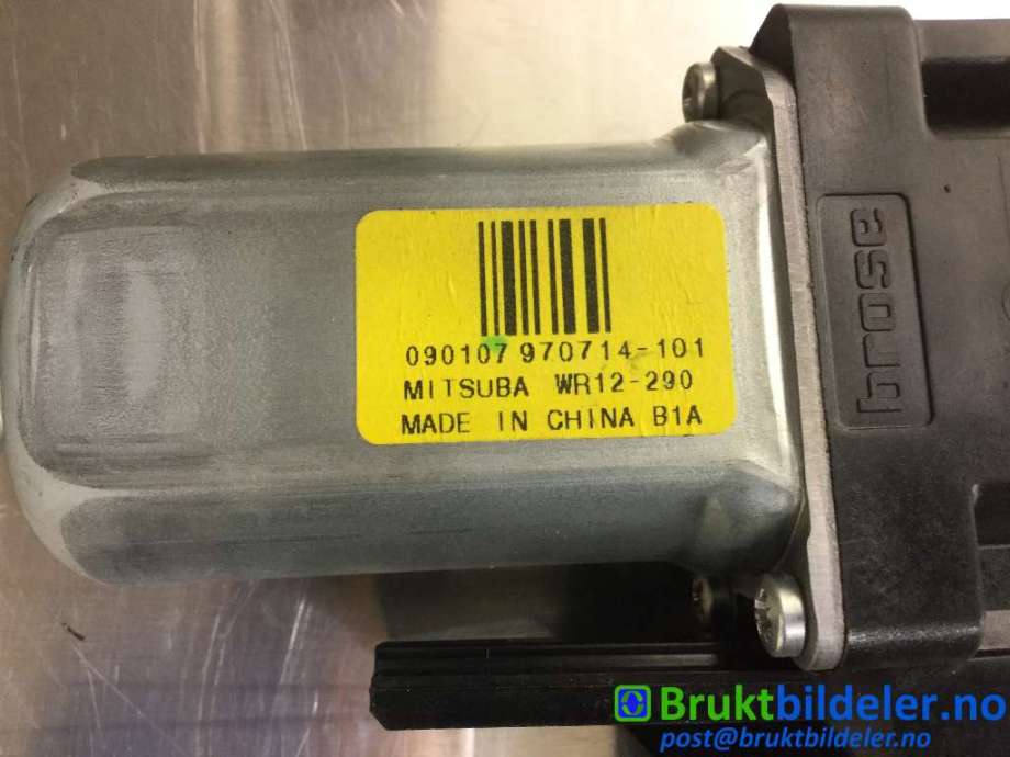 Ruteheis høyre foran til Volvo V70 2007-2013 (Type III, Fase 1)  (VOLVO||970714-101)
