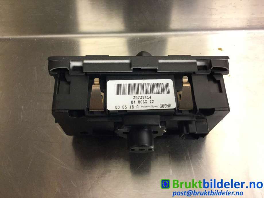 Bryter lys til Volvo V70 2007-2013 (Type III, Fase 1)  (VOLVO|30739414|04 0663 22|)