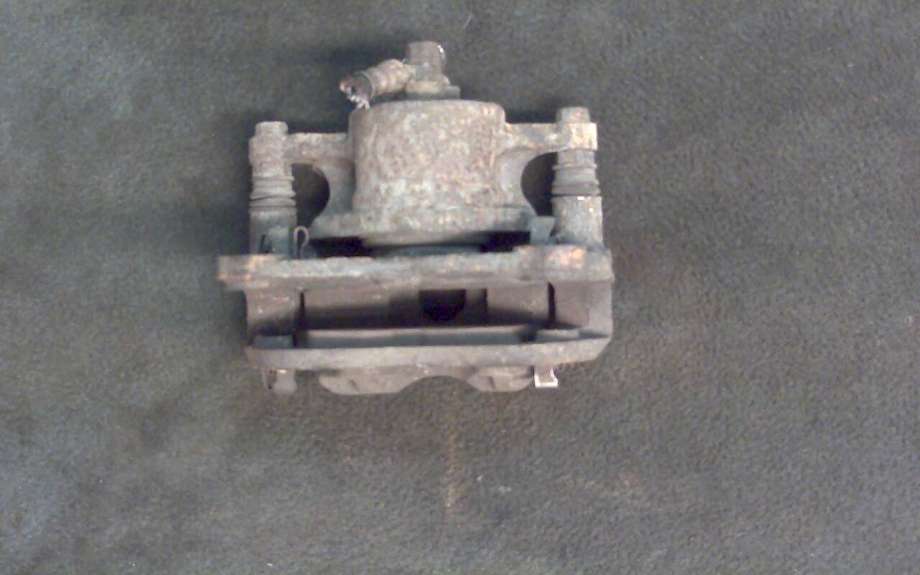 Bremsecaliper venstre foran til Toyota RAV4 1994-2000 (Type I) (TOYOTA|)