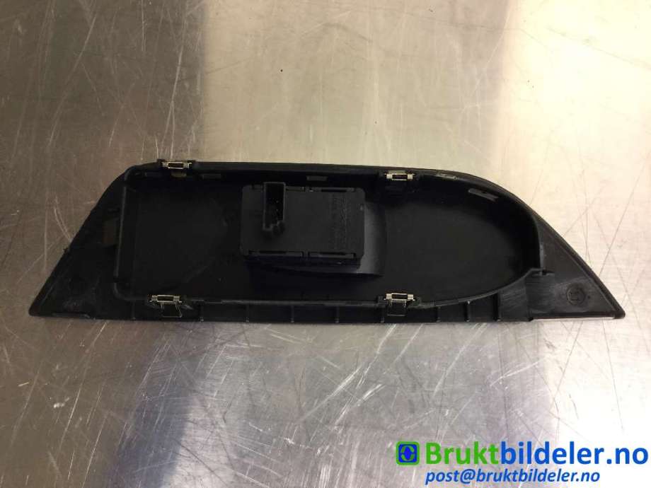 Bryter ruteheis til BMW X1 2009-2015 (E84) (E84) (BMW|6 935 534|1597 9800 307 0 A|)