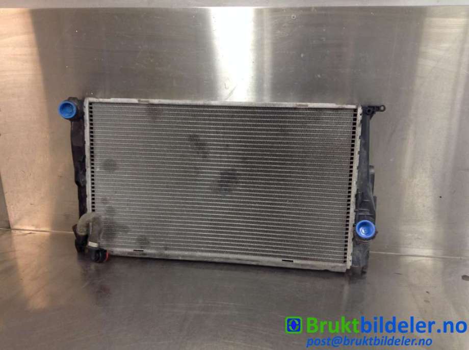 Radiator (automat gir) til BMW X1 2009-2015 (E84) (E84) (BMW|9 528 723|)
