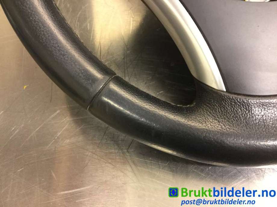 Ratt til BMW X1 2009-2015 (E84) (E84) (BMW|6 795 574 01|)