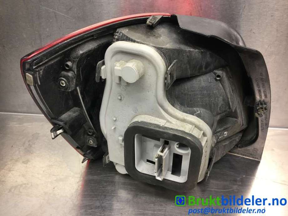 Baklykt høyre til VW Polo 2009-2014 (Type V, Fase 1) (VOLKSWAGEN|6R0 945 258 A|)