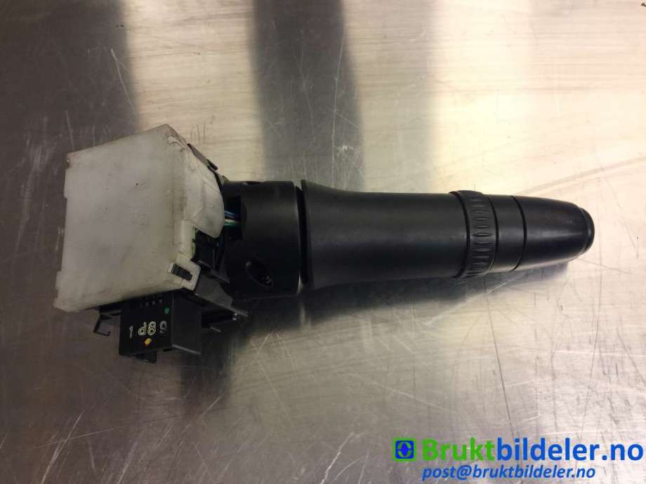 Bryter blink til Mitsubishi Outlander 2007-2010 (Type II, Fase 1)  (MITSUBISHI|8614A060|E380013|)