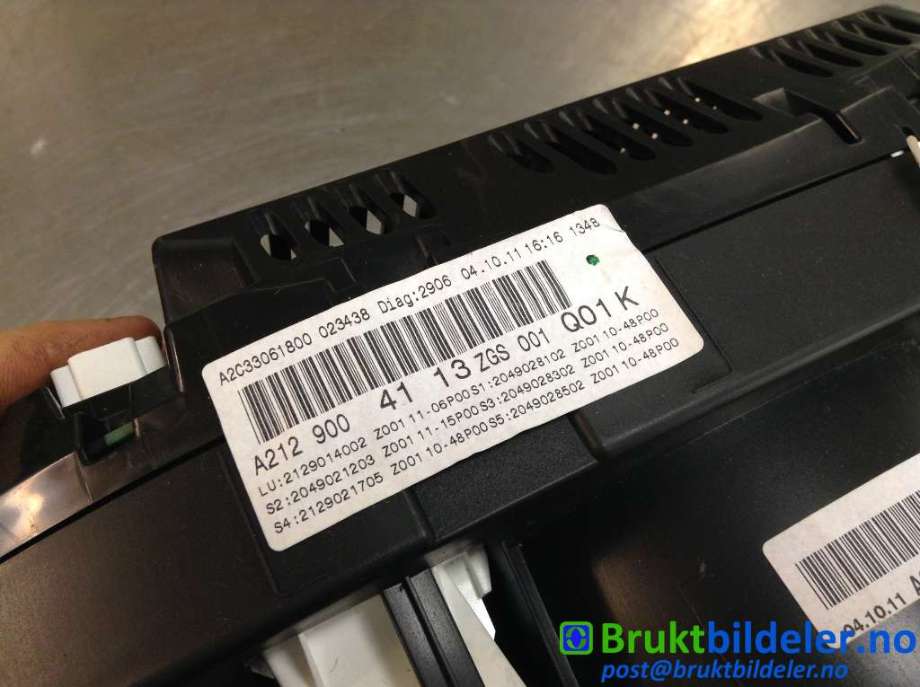 Instrumentpanel til Mercedes E-Klasse 2009-2013 (Fase 1) (W212) (W212) (MERCEDES|A 212 900 41 13|A2C33061800|)