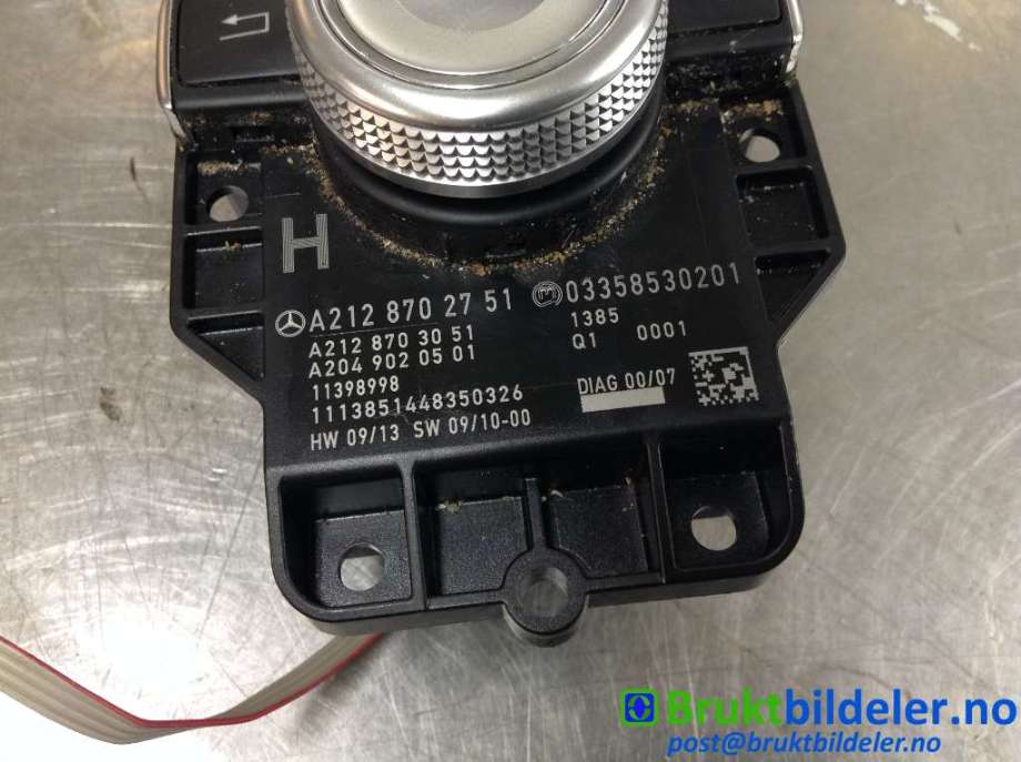 Bilstereo diverse til Mercedes E-Klasse 2009-2013 (Fase 1) (W212) (W212) (MERCEDES|A 212 870 27 51|03358530201|)