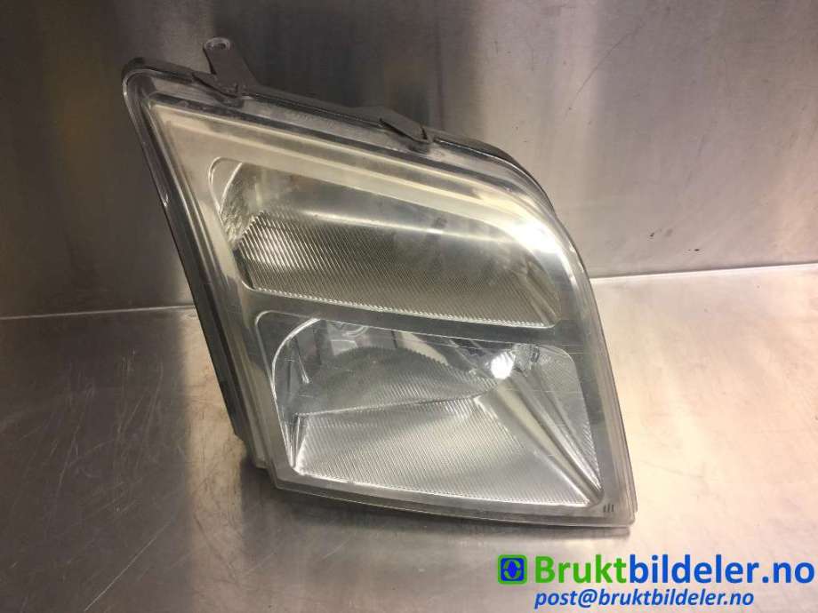 Frontlykt høyre halogen til Ford Transit Connect 2003-2009 (Type I, Fase 1) (FORD|2T14-13006-AE|039130999|)