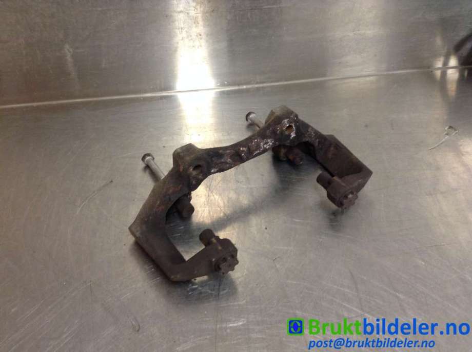 Bremsecaliper brakett til Mercedes E-Klasse 2009-2013 (Fase 1) (W212) (W212) (MERCEDES|A 204 421 09 94|)