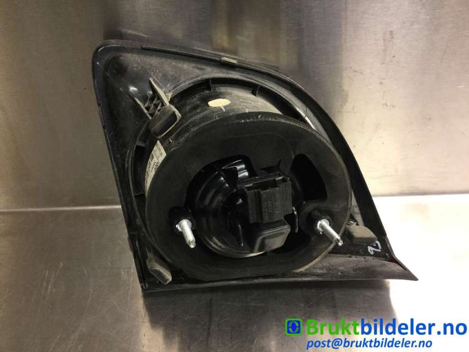 Baklykt venstre indre til VW Golf, Plus/Cross 2009-2013 (Fase 2) (VOLKSWAGEN|5M0 945 093 M|89091210|)