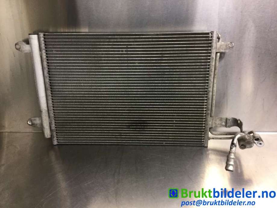 Aircondition radiator til VW Golf, Plus/Cross, 2009-2013 (Fase 2)  (VOLKSWAGEN|1K0820411N)