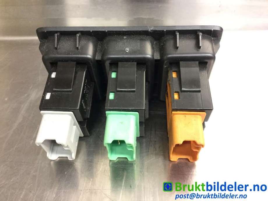 Bryter diverse til Suzuki Grand Vitara 2005-2015 (Type III)  (SUZUKI||R2342 2)