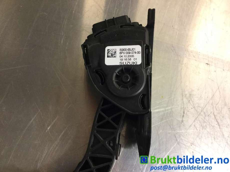 Pedal gass til Suzuki Grand Vitara 2005-2015 (Type III)  (SUZUKI|15900-65J01|)
