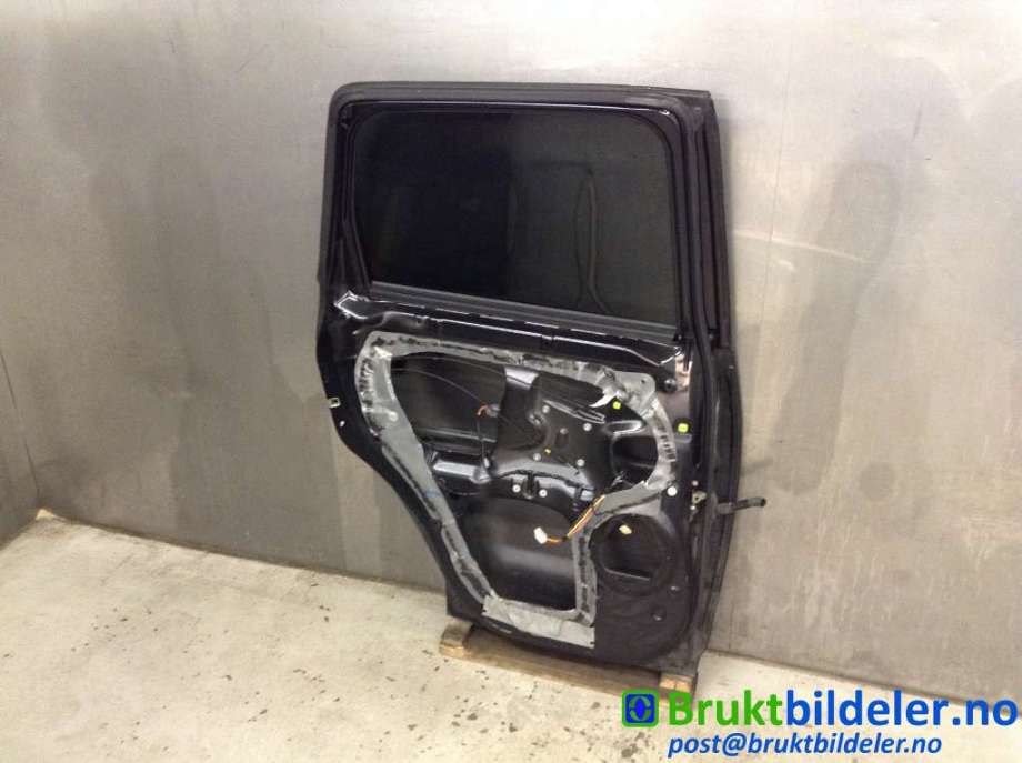 Dør venstre bak til Mitsubishi Outlander 2007-2010 (Type II, Fase 1)  (MITSUBISHI|5730A243|)