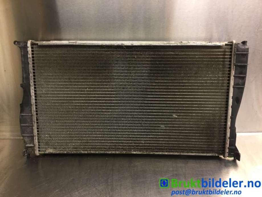 Radiator (manuell gir) til BMW 3-Serie 2005-2011 (E90/E91/E92/E93) (E90/E91/E92/E93) (BMW|17 11 7 788 903|3094174|)