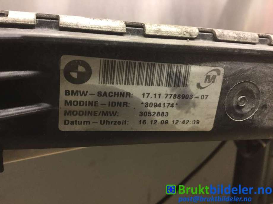 Radiator (manuell gir) til BMW 3-Serie 2005-2011 (E90/E91/E92/E93) (E90/E91/E92/E93) (BMW|17 11 7 788 903|3094174|)