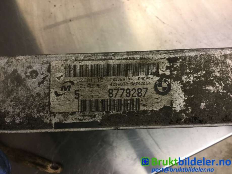 Radiator (manuell gir) til BMW 3-Serie 2005-2011 (E90/E91/E92/E93) (E90/E91/E92/E93) (BMW|17 11 7 788 903|3094174|)