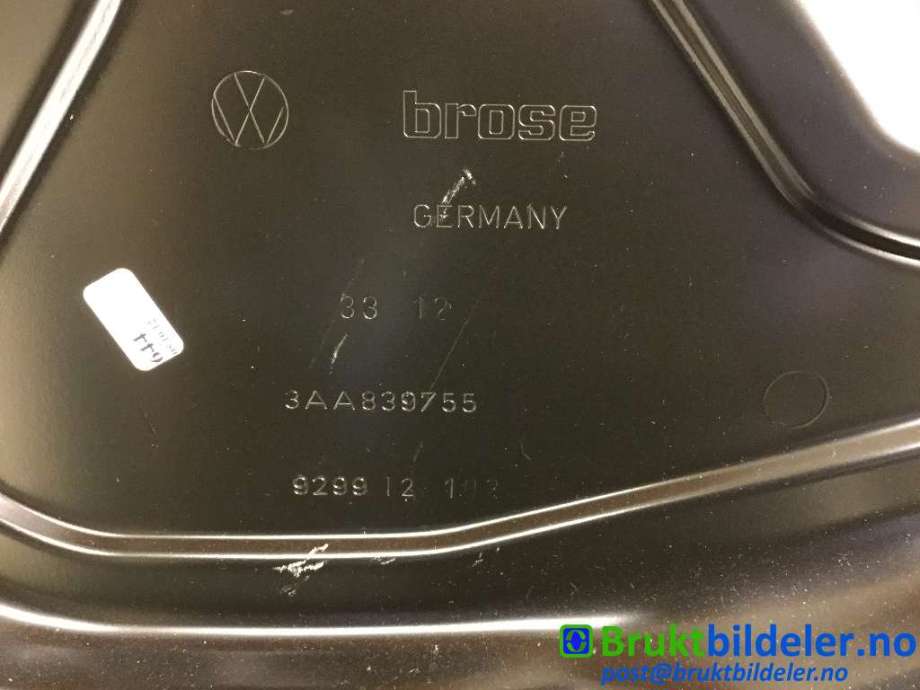 Ruteheis venstre bak til VW Passat 2011-2015 (B7) (B7) (VOLKSWAGEN|3AA 839 755|9299 12 102|)