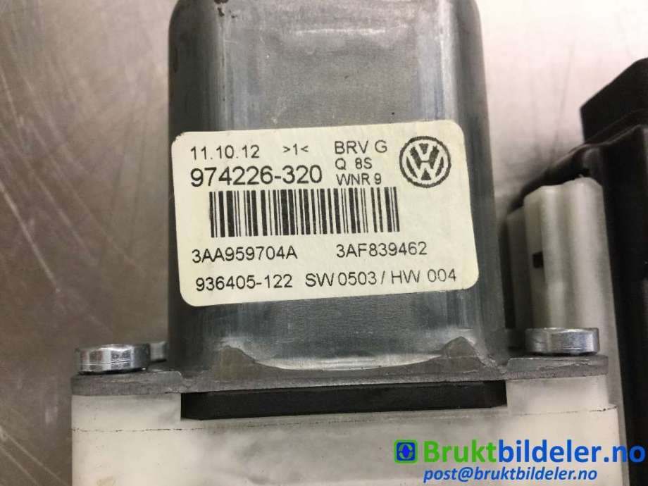 Ruteheis høyre bak til VW Passat 2011-2015 (B7) (B7) (VOLKSWAGEN|3AA 959 704 A|974 226 320|)
