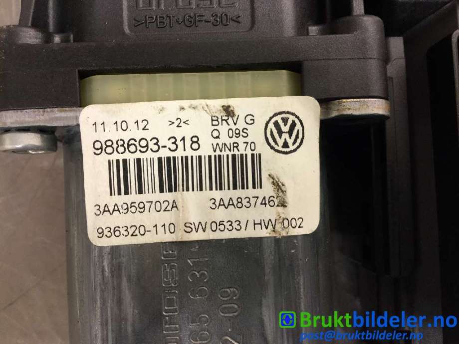 Ruteheis høyre foran til VW Passat 2011-2015 (B7) (B7) (VOLKSWAGEN|3AA959702A|988 693 318|)