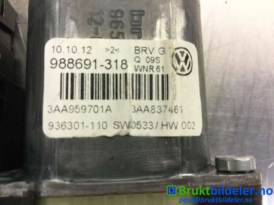 Ruteheis venstre foran til VW Passat 2011-2015 (B7) (B7) (VOLKSWAGEN|3AA959701A|988 691 318|)