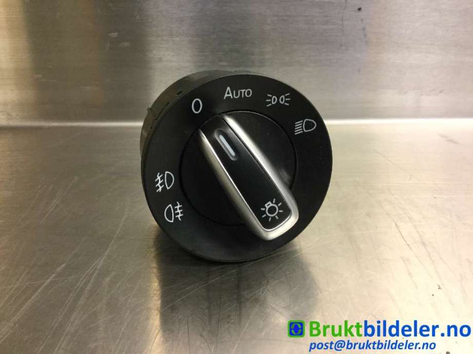 Bryter lys til VW Passat, 2011-2015 (B7) (B7) (VOLKSWAGEN|3C8941431A)