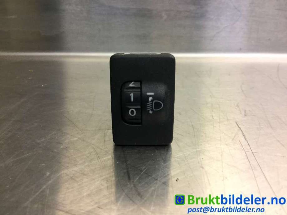 Frontlykter til Toyota RAV4, 2006-2009 (Type III, Fase 1)  (TOYOTA|)