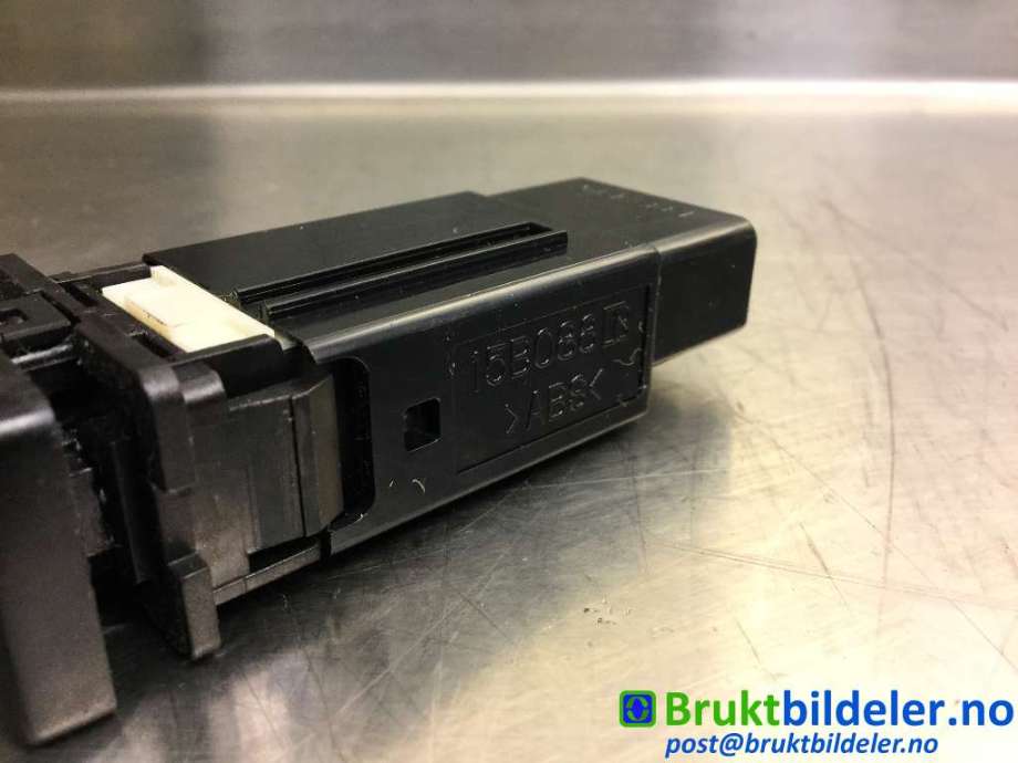 Bryter setevarme til Toyota RAV4 2006-2009 (Type III, Fase 1)  (TOYOTA||15B088|133-2F76)