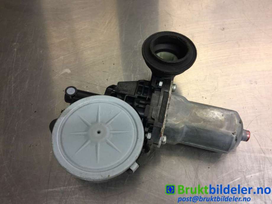 Ruteheis høyre foran til Toyota RAV4 2006-2009 (Type III, Fase 1)  (TOYOTA|85710-35180|262100-2330|)