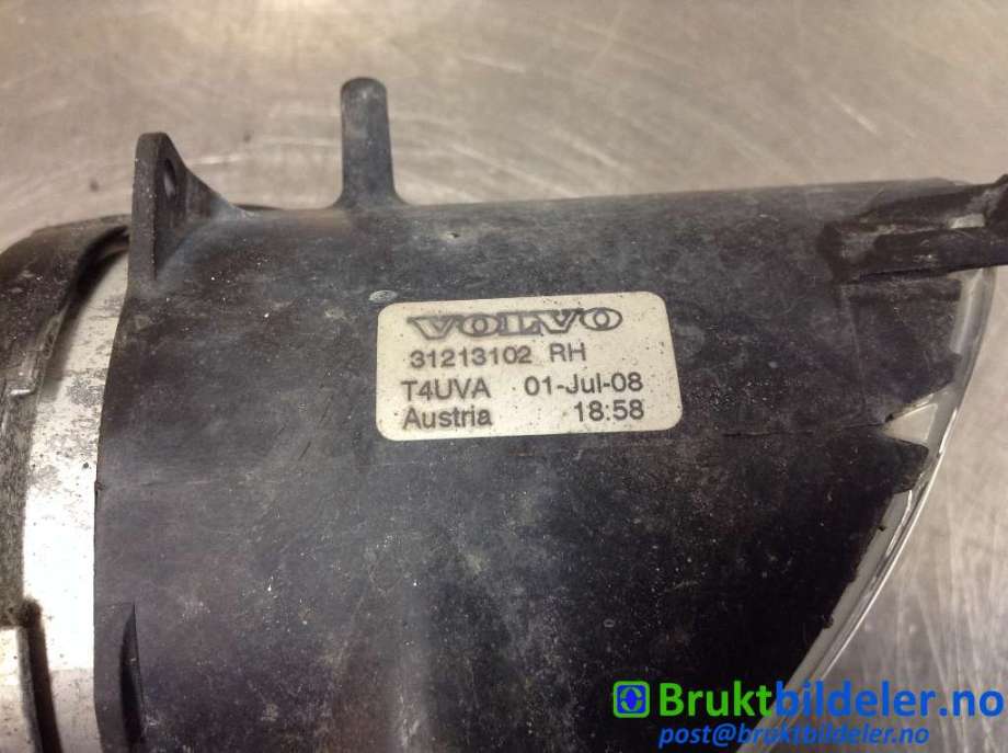 Tåkelykt høyre foran til Volvo V70 2007-2013 (Type III, Fase 1)  (VOLVO|31213102|)