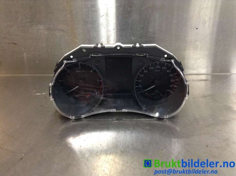 Instrumentpanel til Nissan Qashqai, 2014-2021 (Type II)  (NISSAN|)
