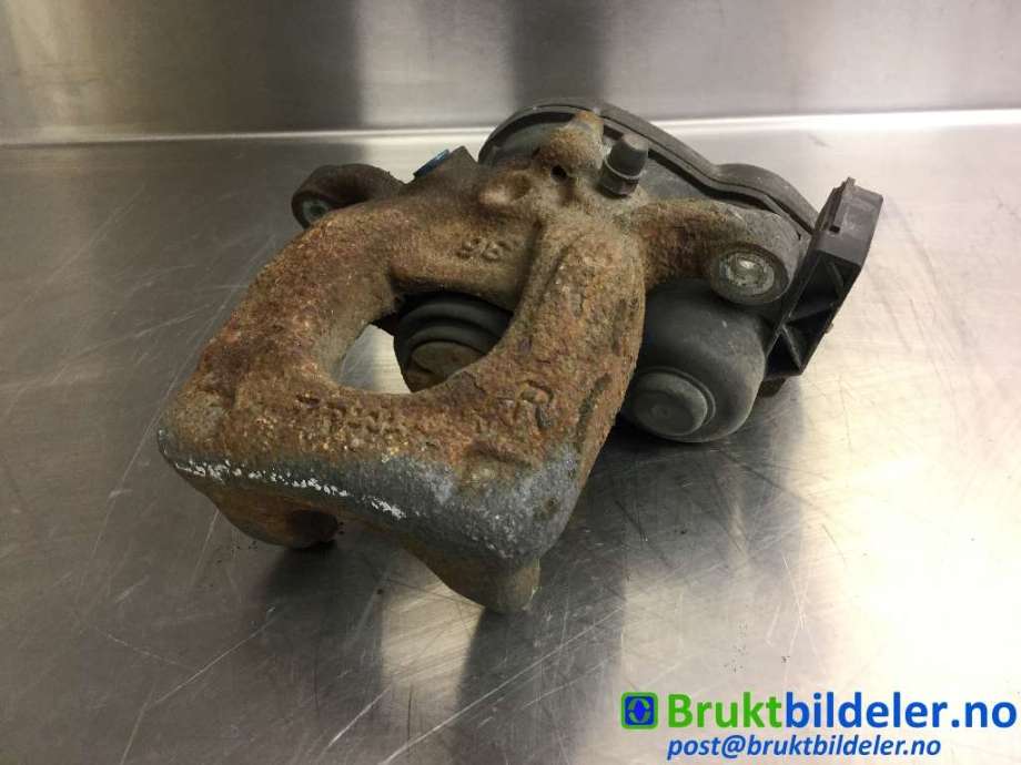 Bremsecaliper høyre bak til Nissan Qashqai, 2014-2021 (Type II)  (NISSAN|440014EA0A)