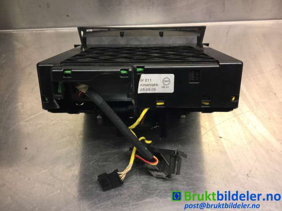 Bilstereo til Mercedes E-Klasse 2006-2009 (Fase 2) (W211) (W211) (MERCEDES|A211 680 05 52|)