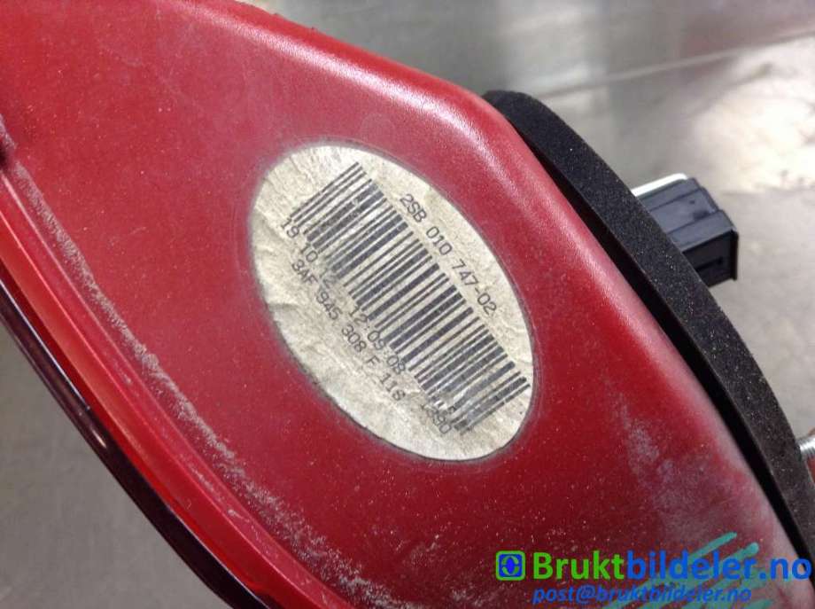 Baklykt høyre indre til VW Passat 2011-2015 (B7) (B7) (VOLKSWAGEN|3AF 945 308 F|2SB 010 747-02|)