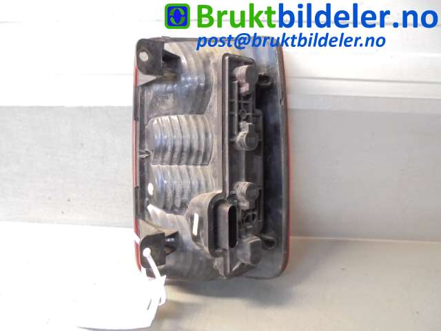 Baklykt venstre til VW Caddy 2004-2010 (Type III, Fase 1)  (VOLKSWAGEN|2K0 945 111|)