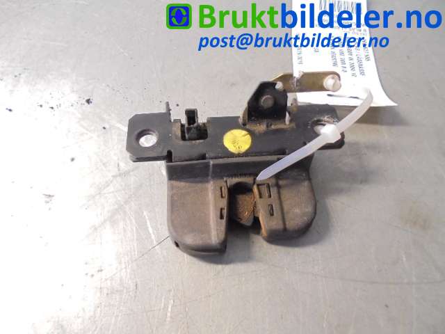 Låsekasse venstre til VW Caddy 2004-2010 (Type III, Fase 1)  (VOLKSWAGEN|2K0 827 505|)