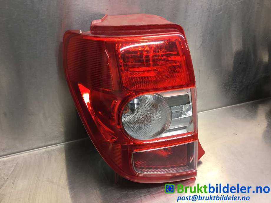 Baklykt venstre til Toyota Urban Cruiser, 2009-2014  (TOYOTA|8156152720)