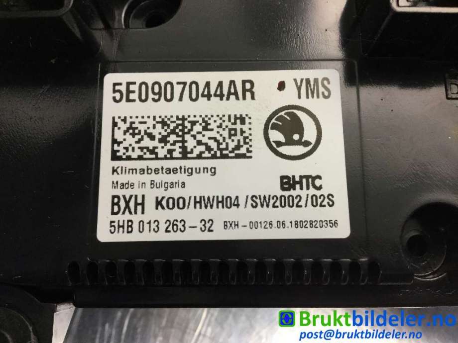 Varmeapparat betjening til Škoda Octavia 2017-2020 (Type III, Fase 2) (SKODA|5E0 907 044 AR|)