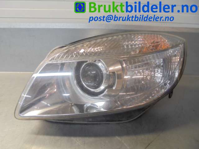 Frontlykt venstre halogen til Škoda Roomster, 2006-2010 (Fase 1)  (SKODA|5J1 941 015 B)