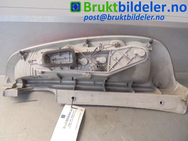 Baklykt venstre til Škoda Roomster 2006-2010 (Fase 1)  (SKODA|5J7945111|)