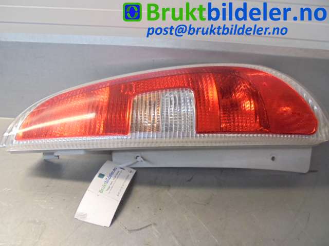 Baklykt høyre til Škoda Roomster, 2006-2010 (Fase 1)  (SKODA|5J7945112)